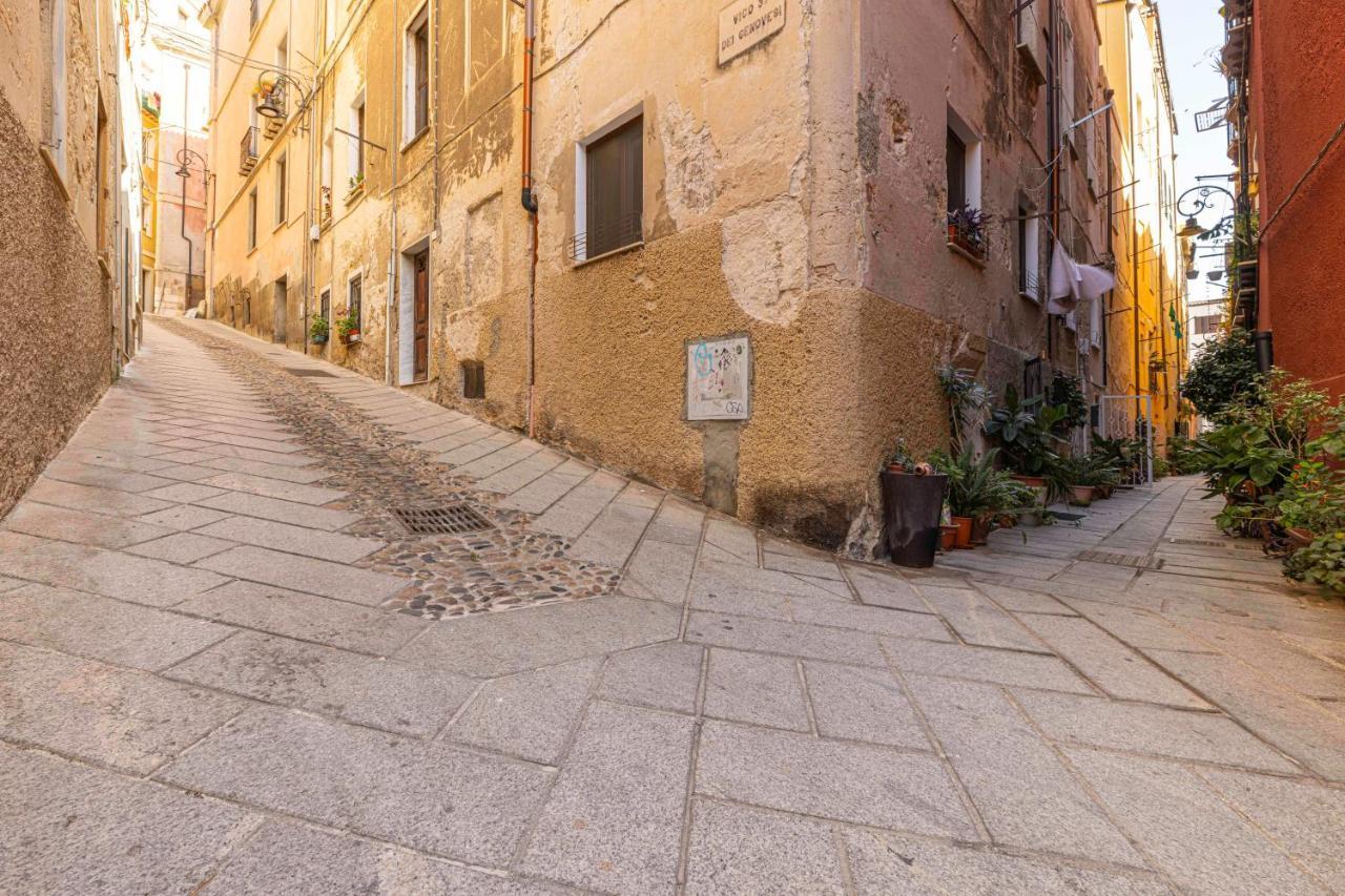 Casa Vacanze Nel Cuore Di 卡利亚里 外观 照片